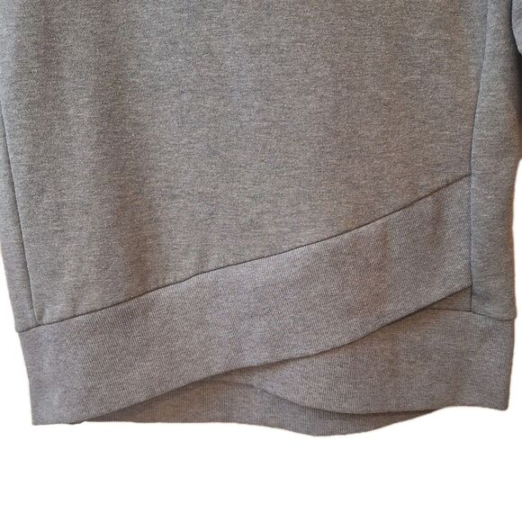 Nike Sportswear Womens Fleece Gray Pullover Hoodie Size Small Asymetrical Hem - Picture 3 of 5